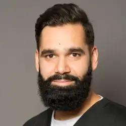 Dr Yavar Khan